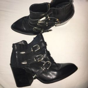 Baske California Buckled Boots